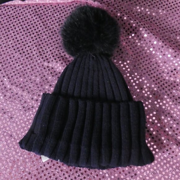 H&M | 4-8 years | Ribbed Navy Winter Hat With Pom Pom *Has a small hole - Picture 2 of 13